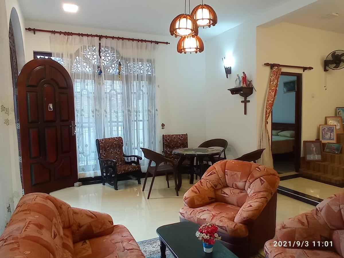 Arusha Guest House Negombo Dış mekan fotoğraf